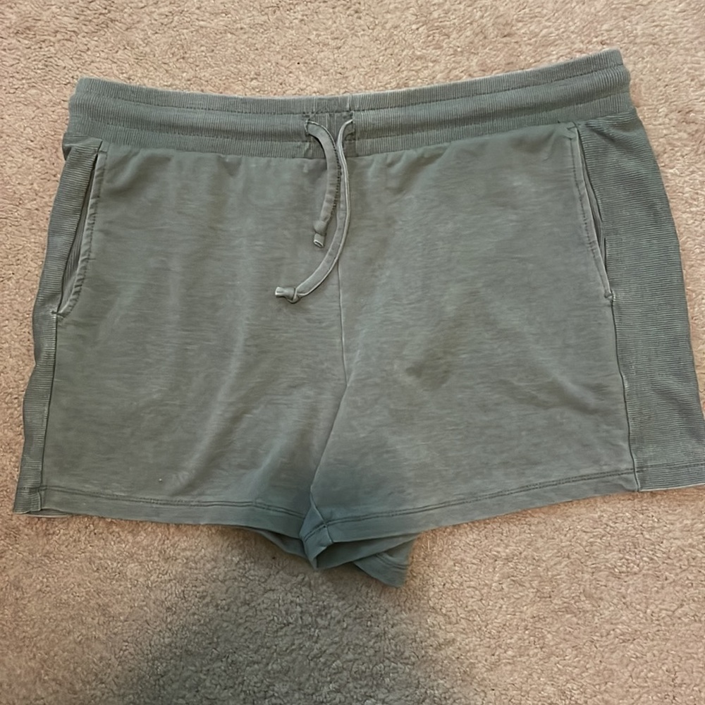 2 Pack of Shorts - Picture 4 of 7